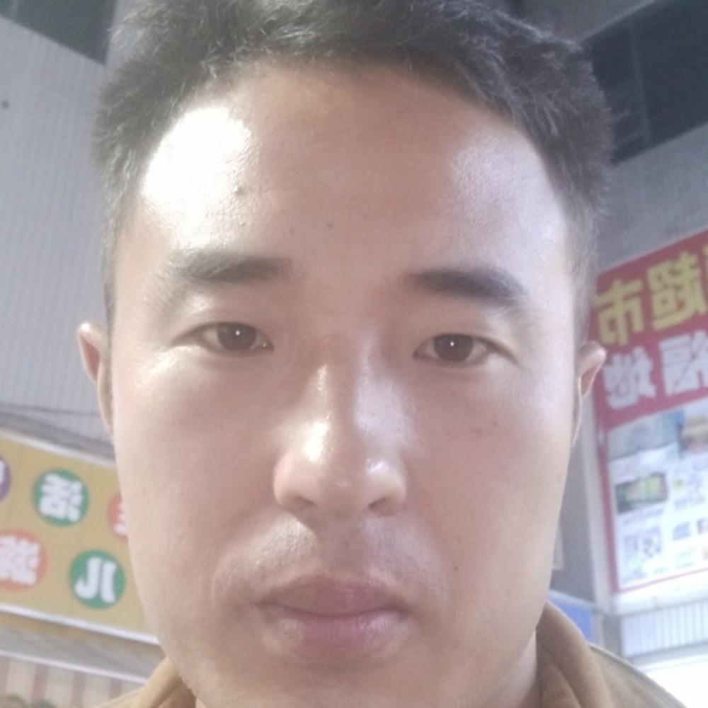 曹崛的照片