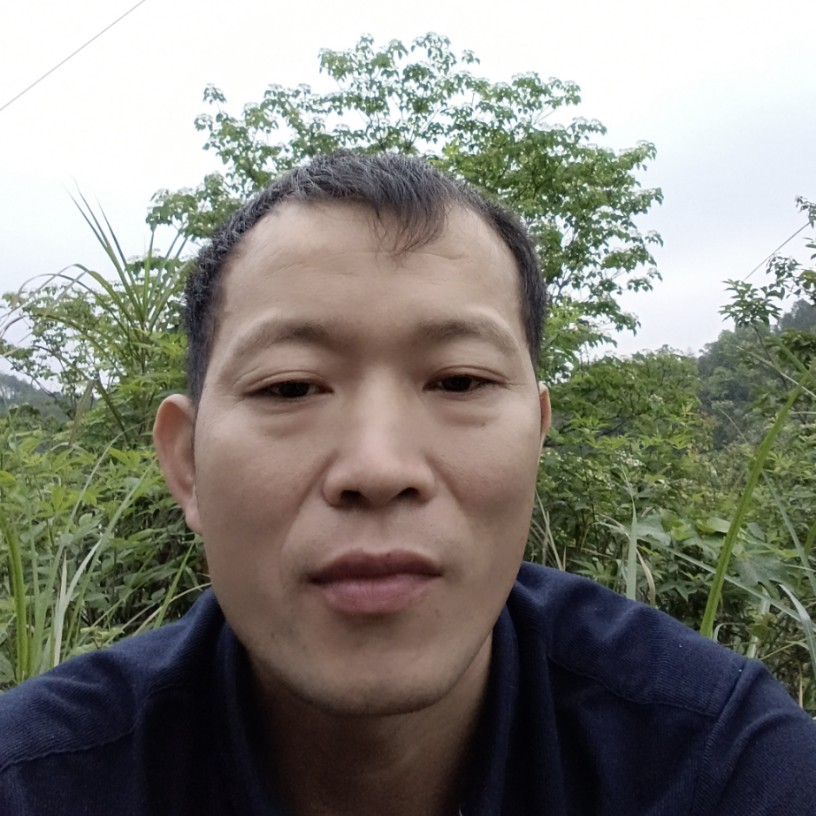 潇洒停止背包的照片