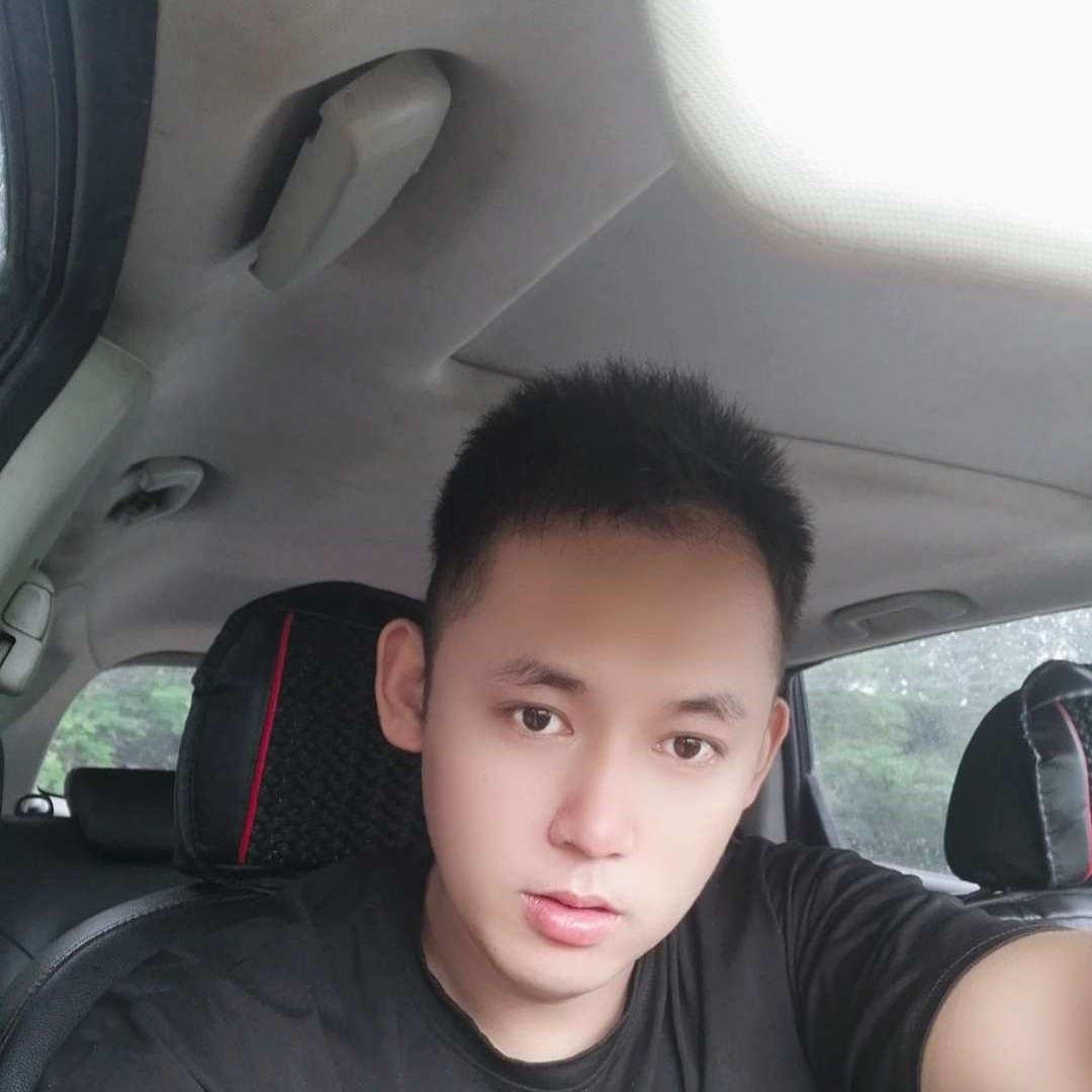 高大泪了平湖的照片