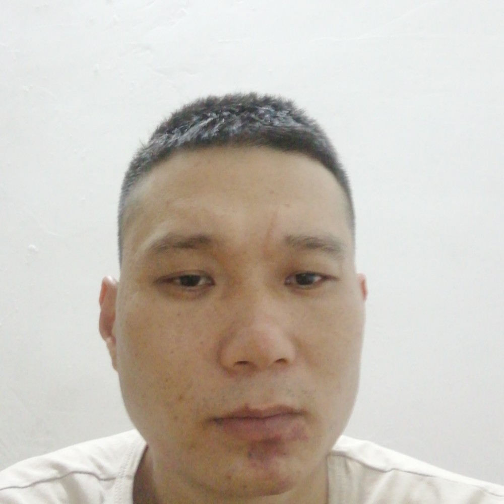 安详停止微笑的照片