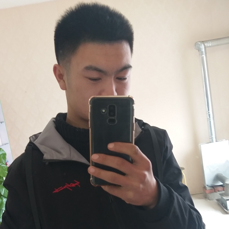往后余生荆的照片
