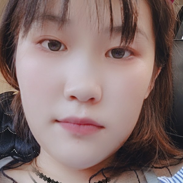 不解的吃醋黄蜂的照片