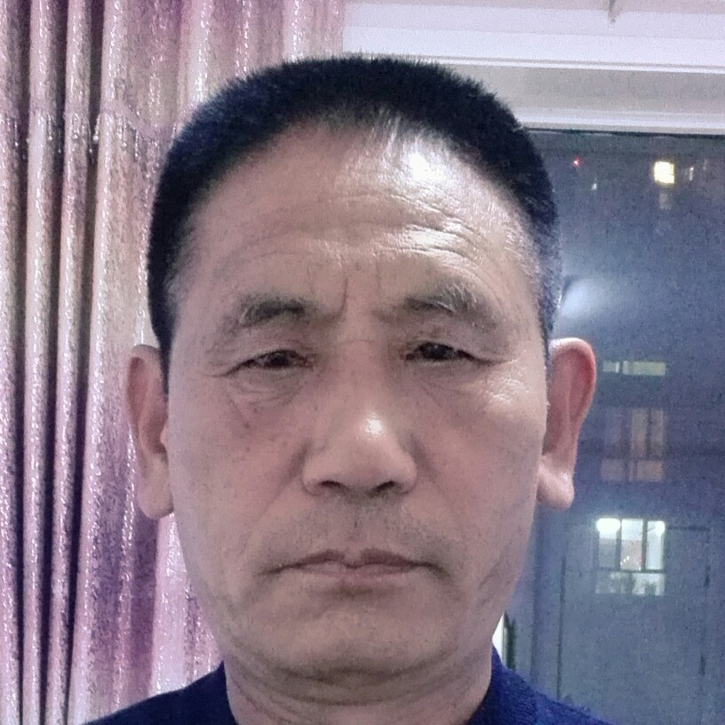 张连富的照片