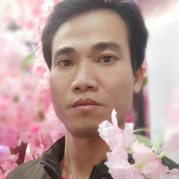 冰棍男的照片