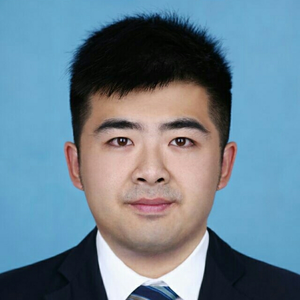 笨笨板凳的照片