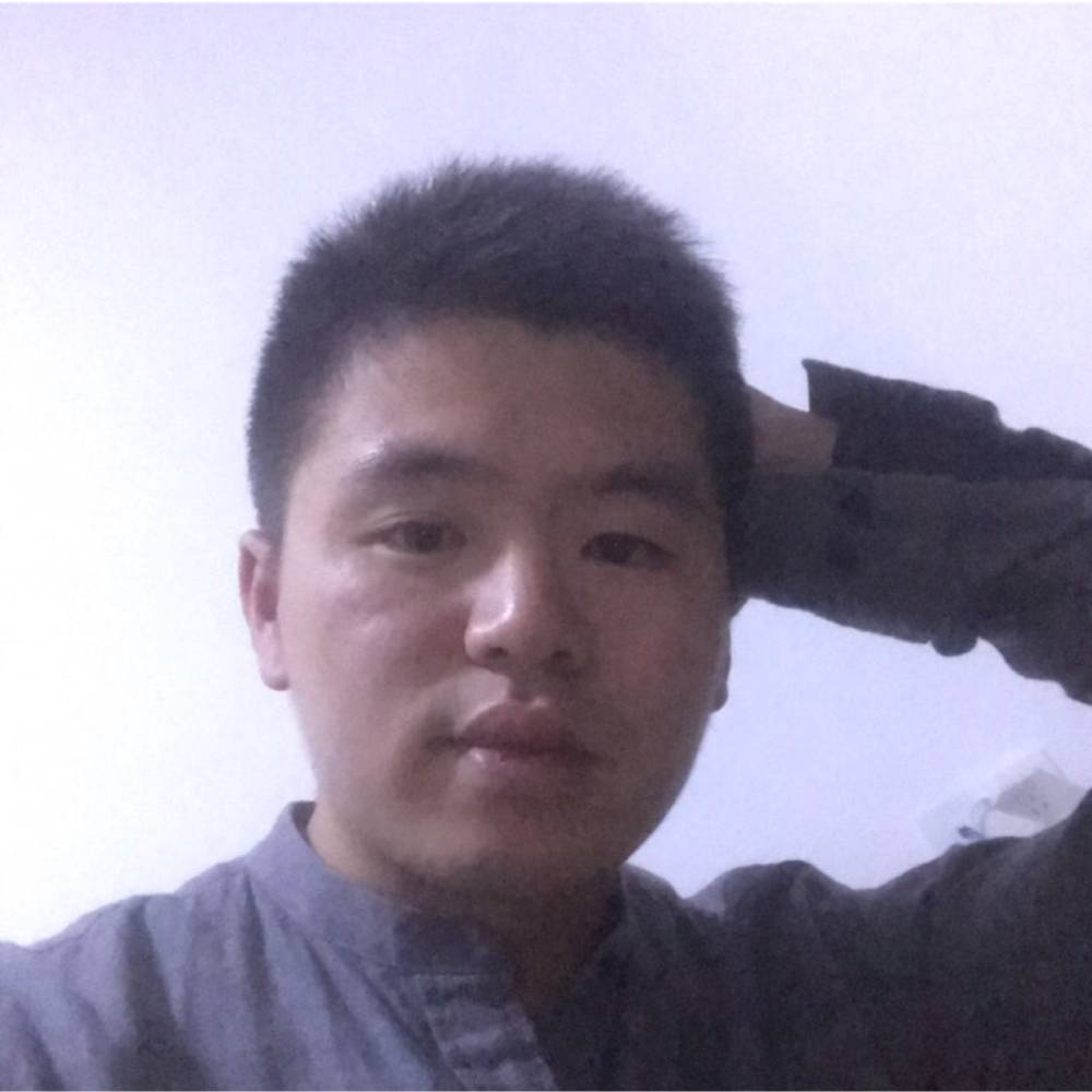 壹半沐浴阳光的照片