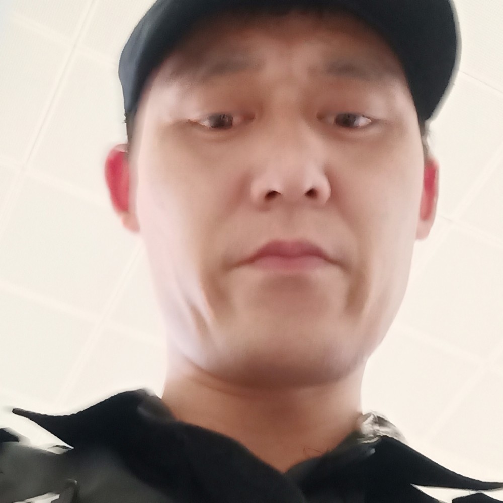梁德军的照片
