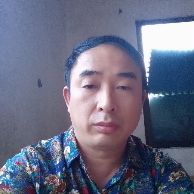 桃园下一傻子的照片