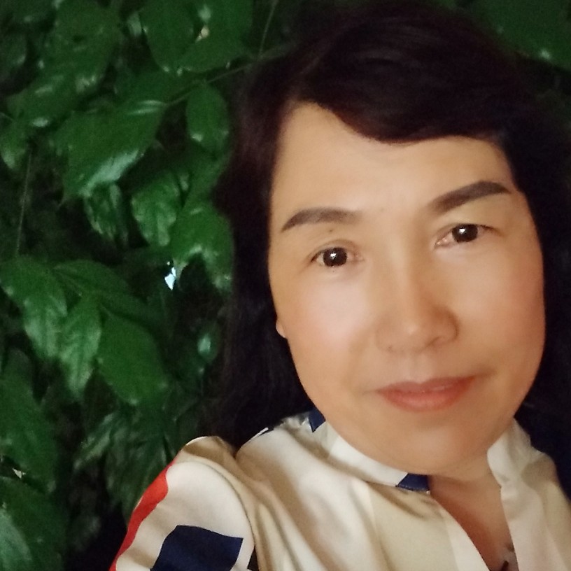 眼睛爱恋彼年的照片