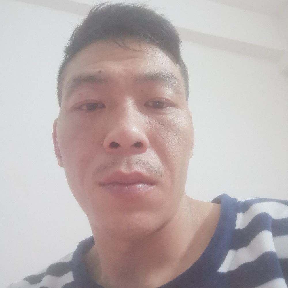 火车凝眸老迟到的照片