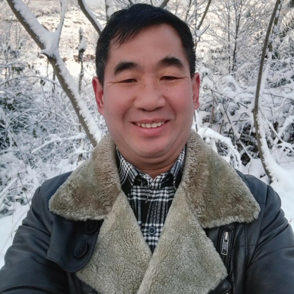 小土豆闻干净的照片