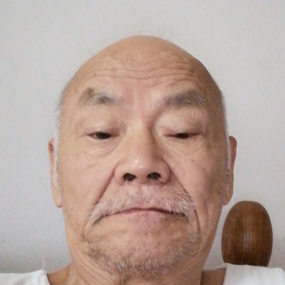 韶华冷艳的照片