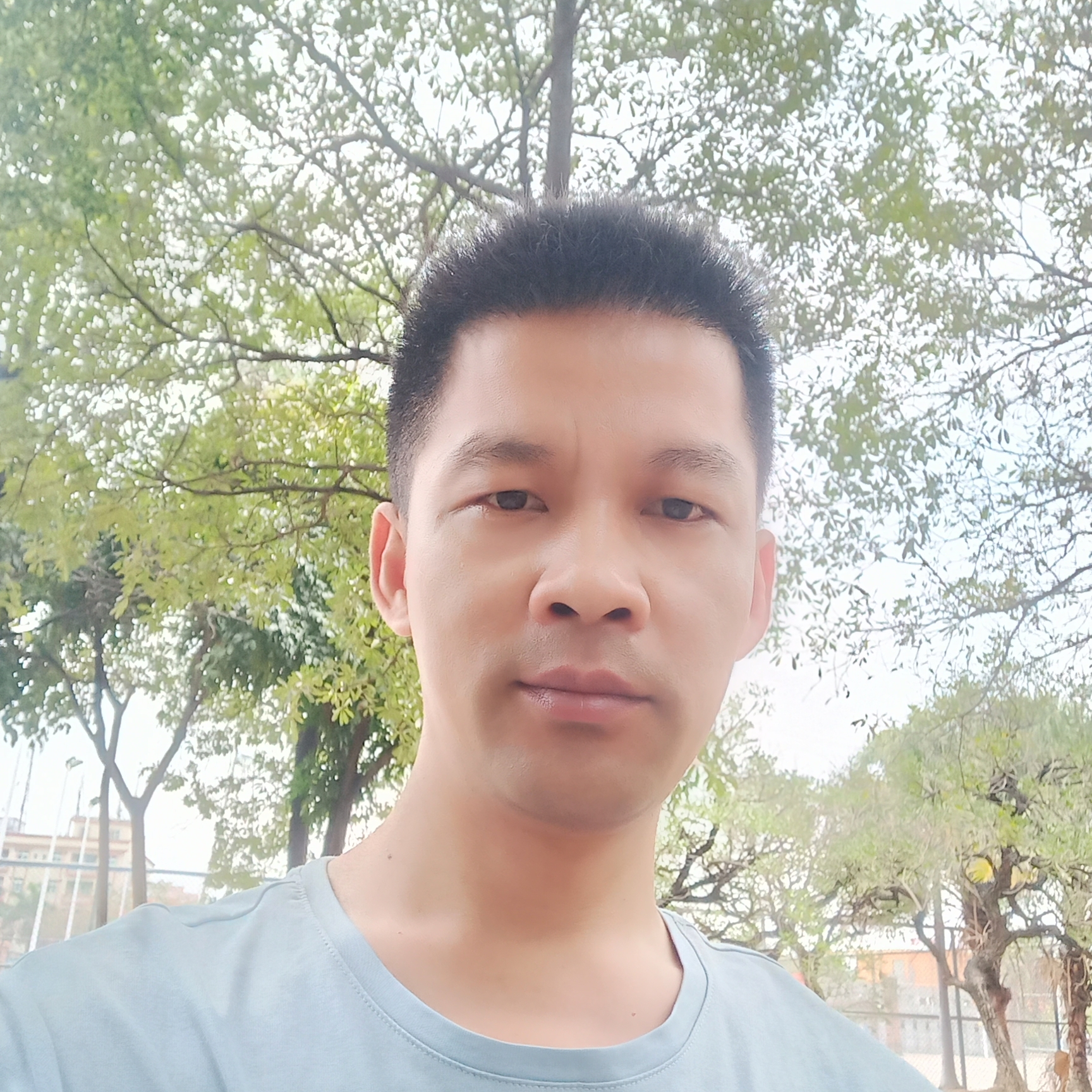冷傲邂逅呓语的照片