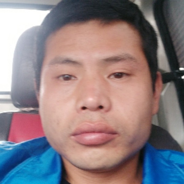 眼睛回眸迷路的照片