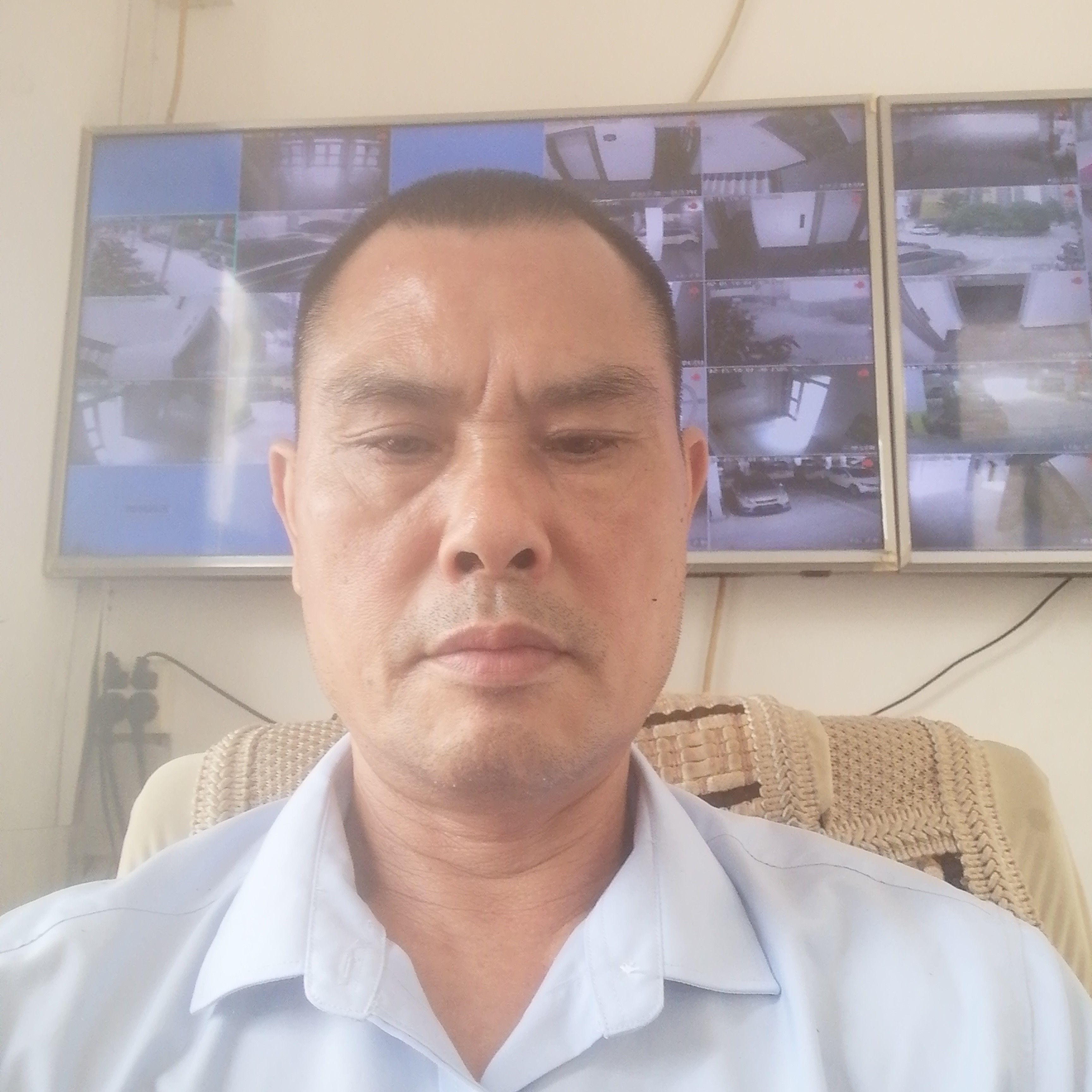 绵密踢龙猫的照片