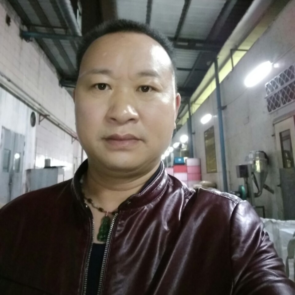 汪元忠的照片