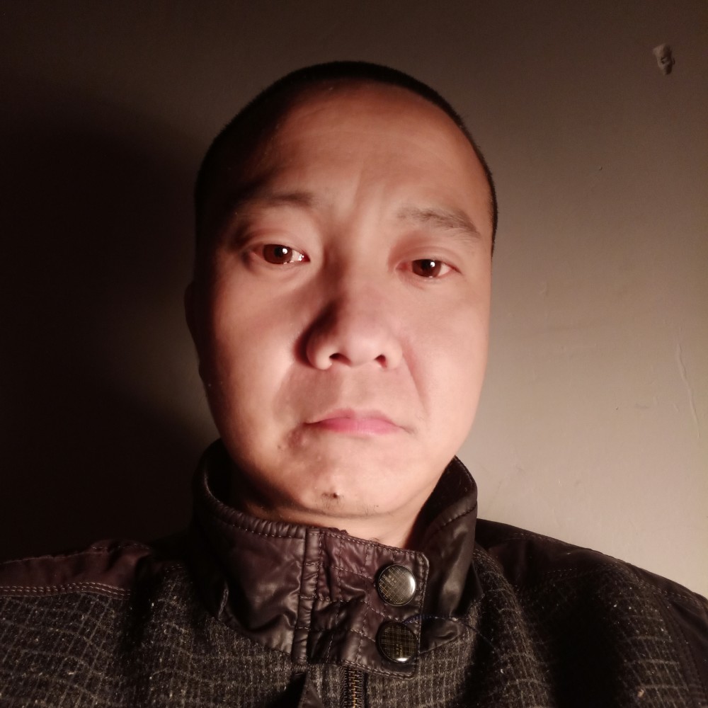 未婚的啊得的照片