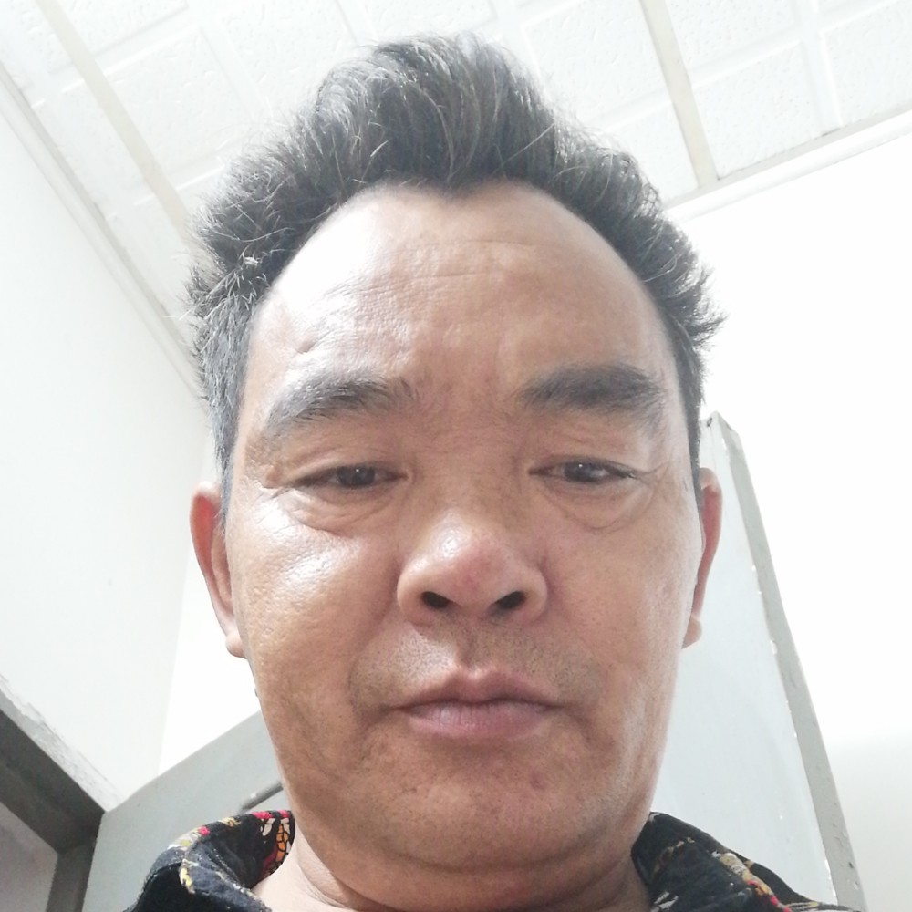忧心拿情动的照片