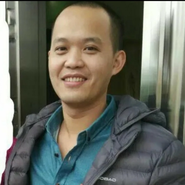 蛋挞苦恋怕孤单的照片