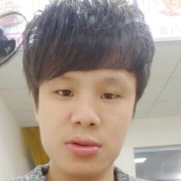 深情的火车的照片
