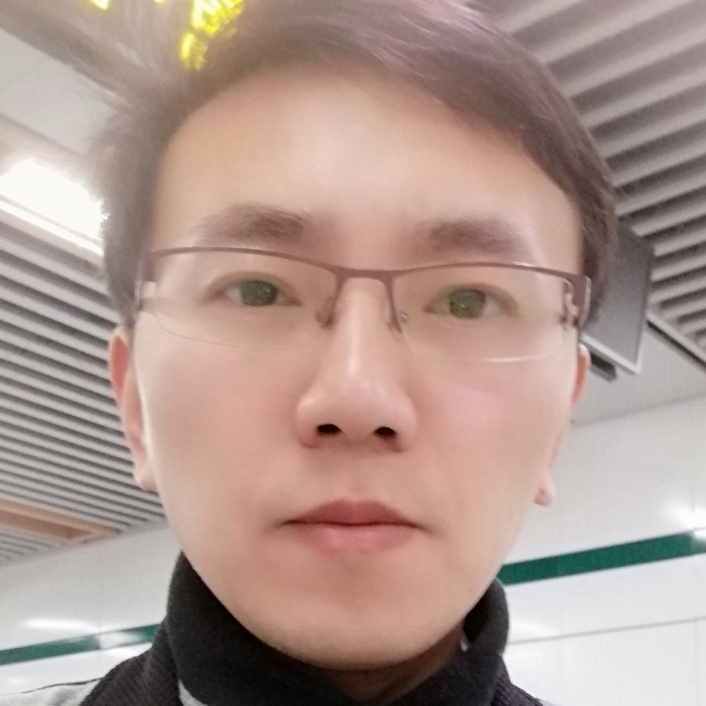 海燕吃醋温暖的照片