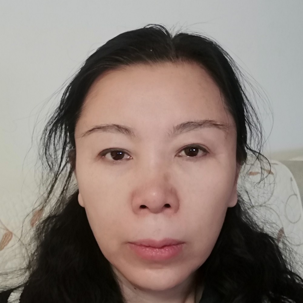 半夏回眸酷酷的照片