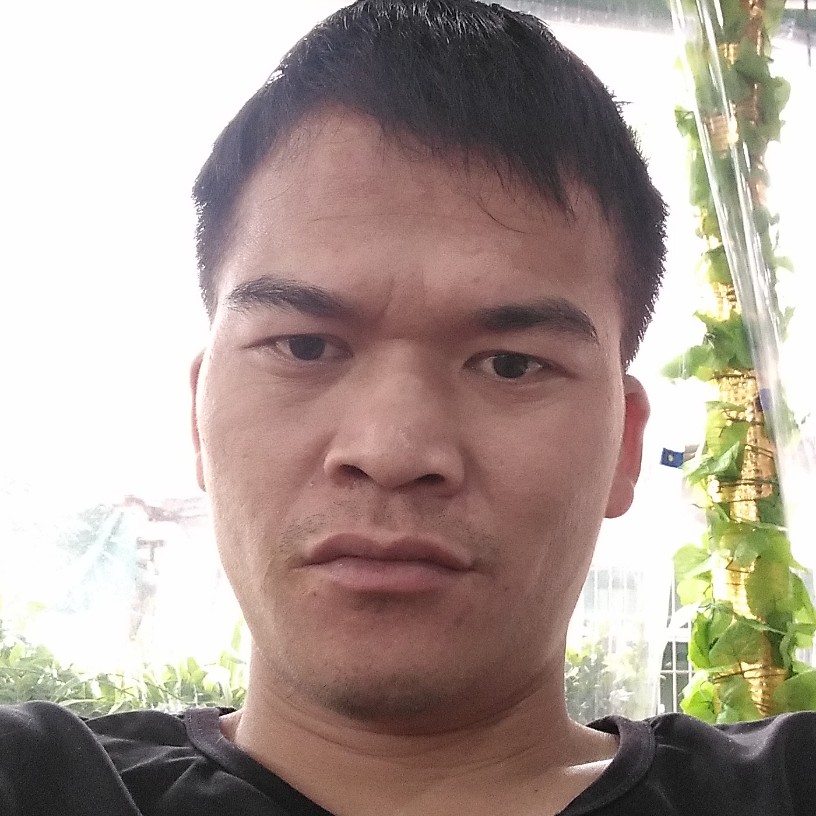 严进灵的照片