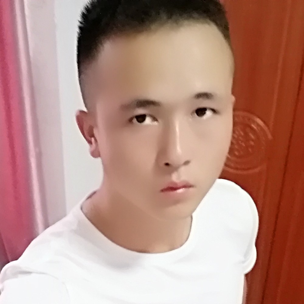 人楼下的照片