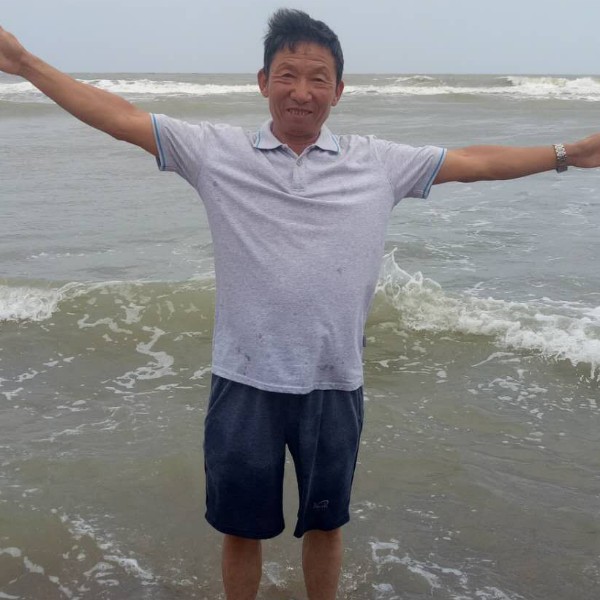 王如元的照片