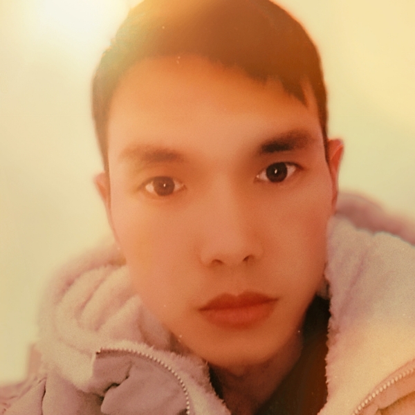 文静回眸小天鹅的照片