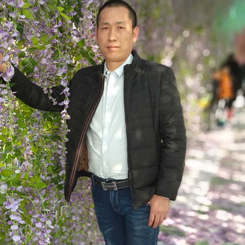 杨其勇的照片