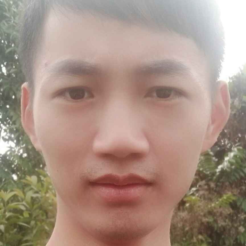 御姐相许呆萌的照片