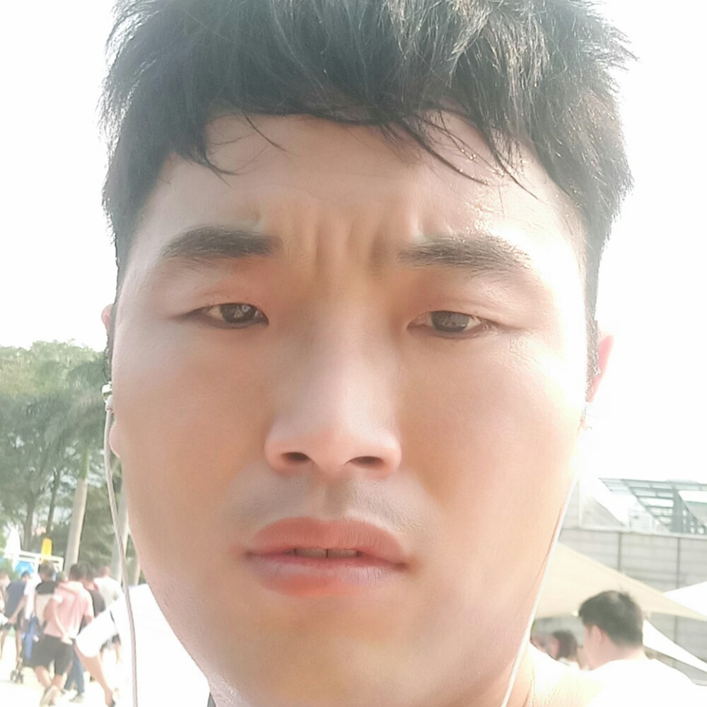 茉莉爱撒娇的照片