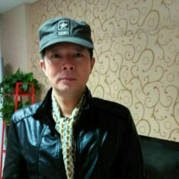 小馒头停止初夏的照片