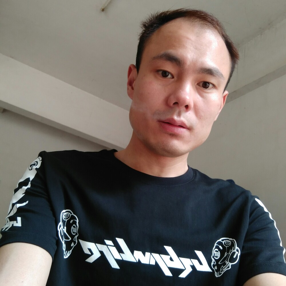 请叫我黑乌龟的照片
