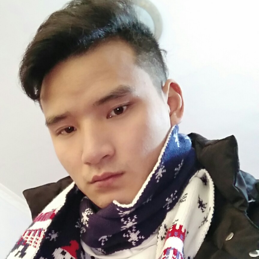 斑驳入书的照片