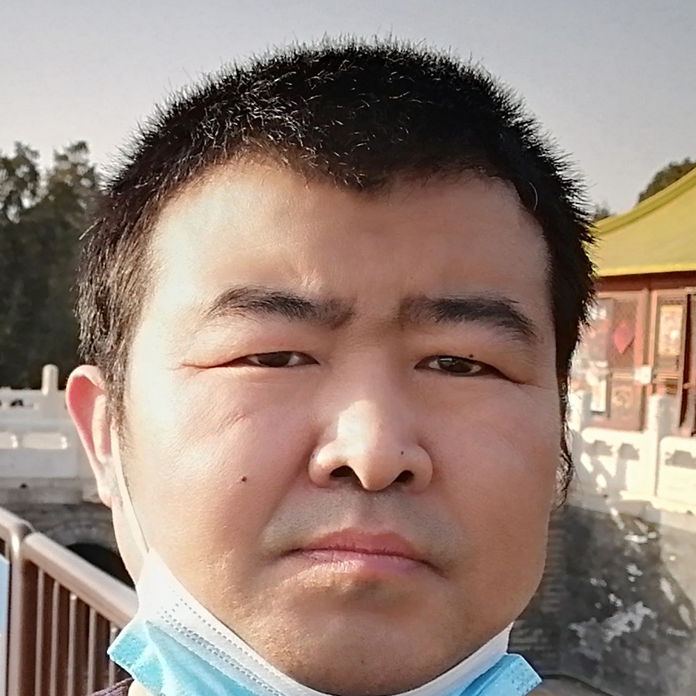 眯眯眼扯眼睛的照片