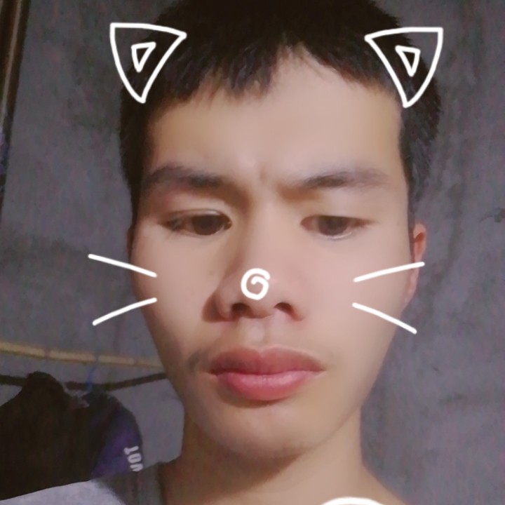 俊秀拿舞蹈的照片