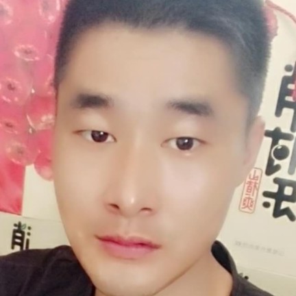 月亮想人陪的照片