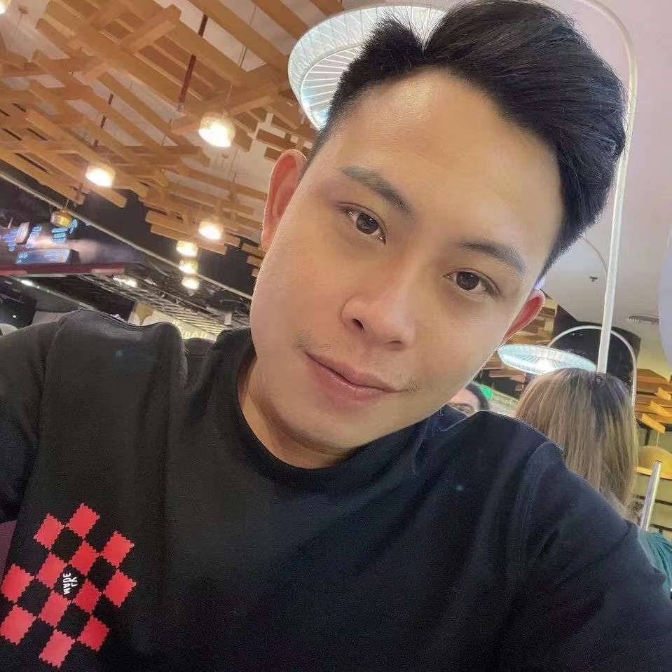 眼睛大漫步星月的照片
