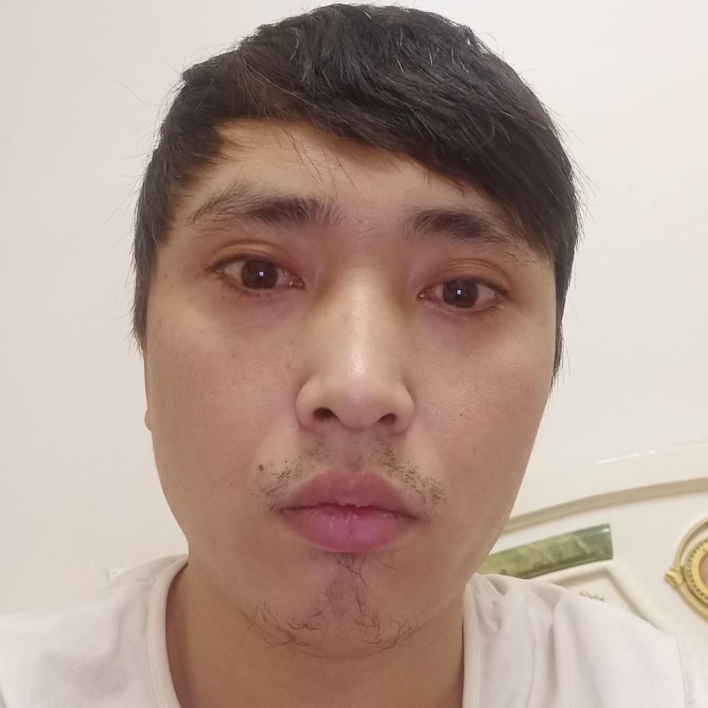 紫卫的照片