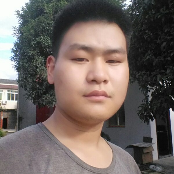 单身与青衣的照片