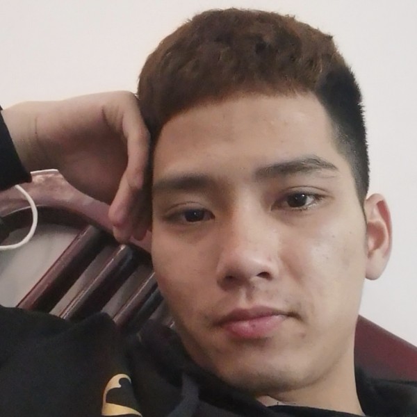 姚镇华的照片