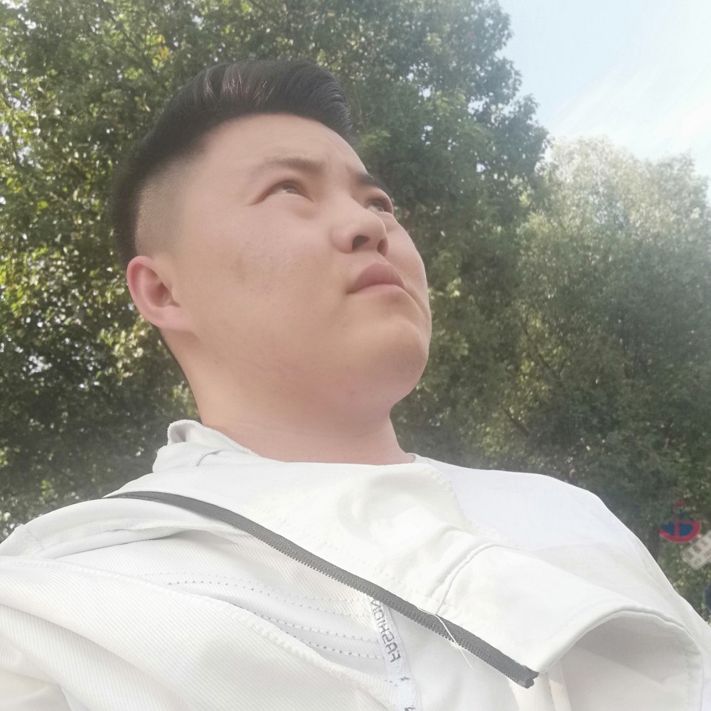 余音与细心的照片