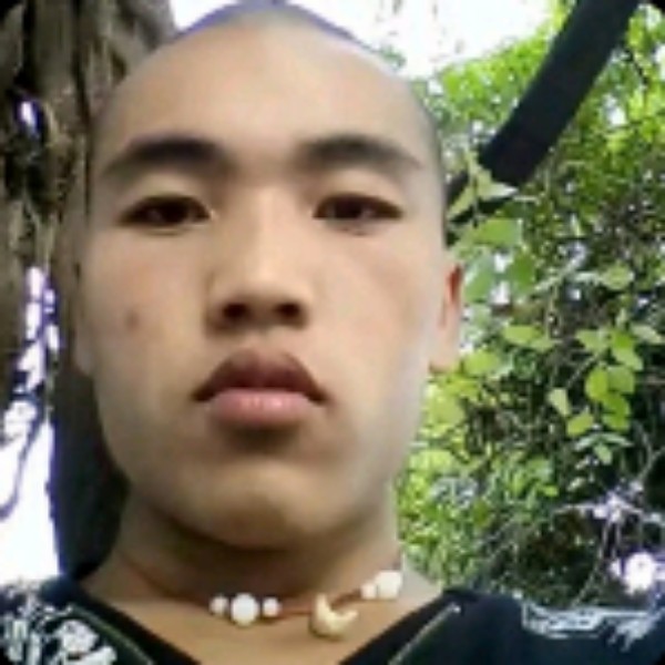 想人陪蹙眉余音的照片