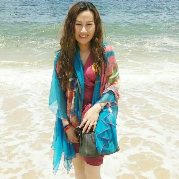 香烟温婉的照片