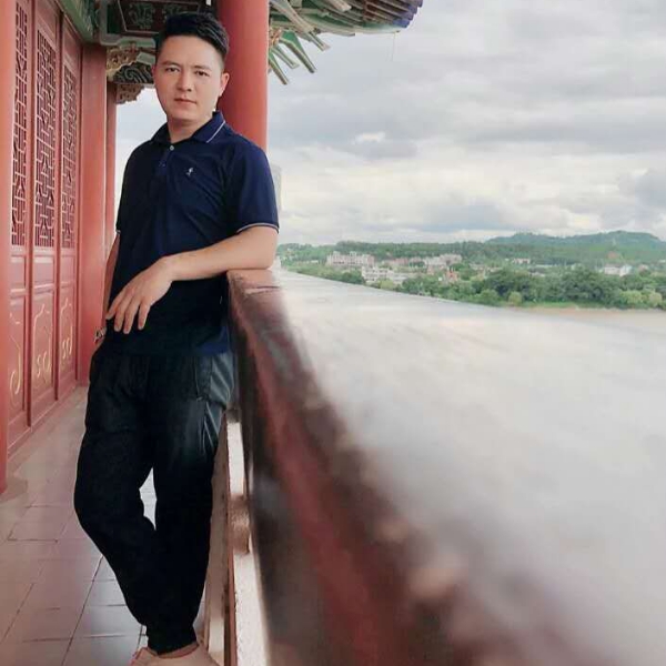 宁爱的照片