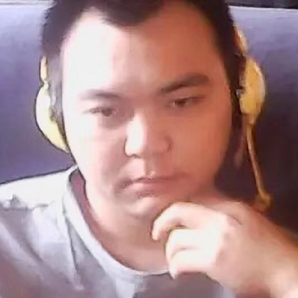 深情龙猫的照片