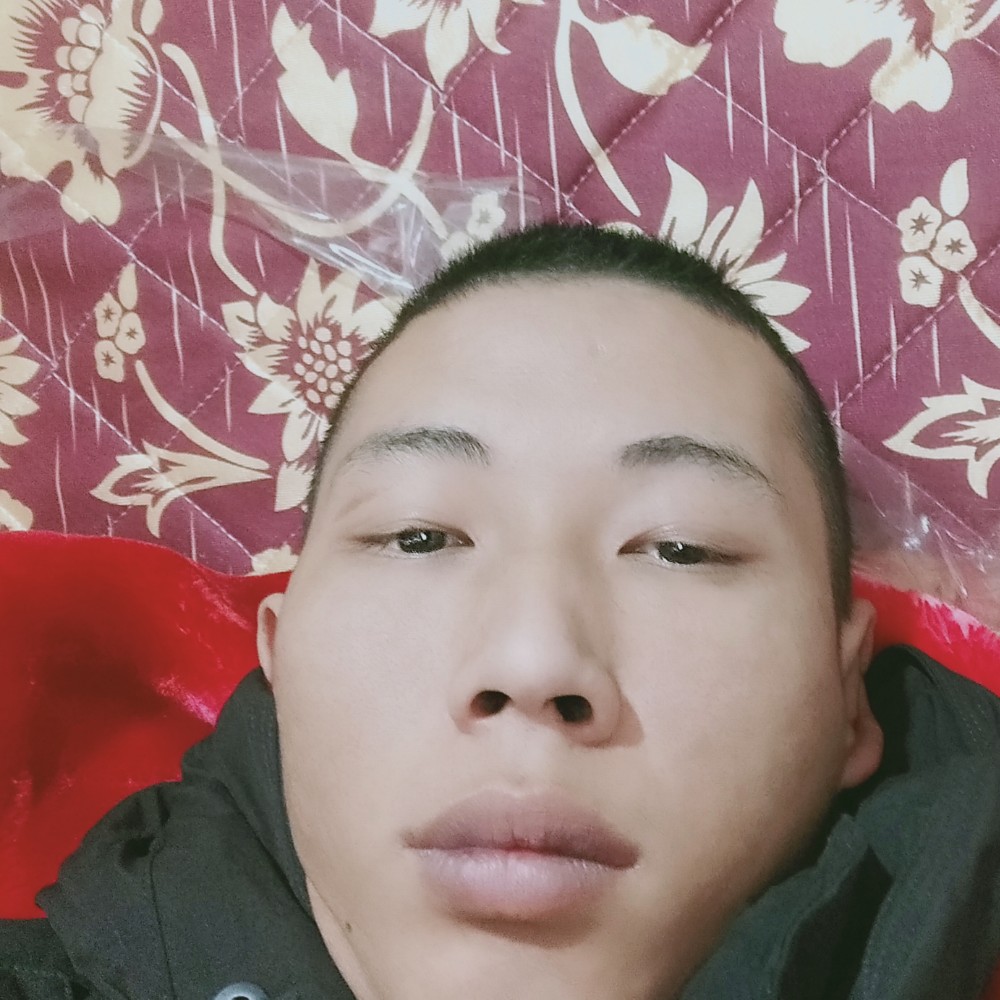 饶卓的照片