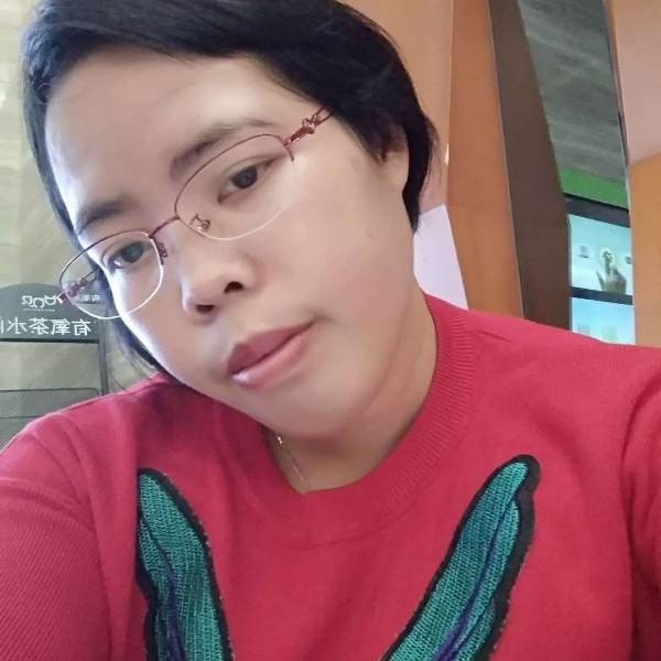 龙敏婷的照片